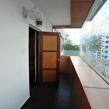 Hotel Dr Rajkumar International Bangalore Exterior photo
