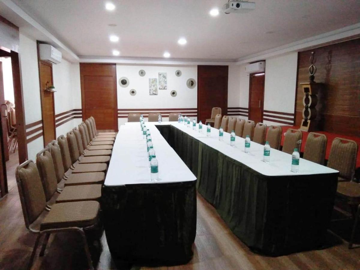Hotel Dr Rajkumar International Bangalore Exterior photo