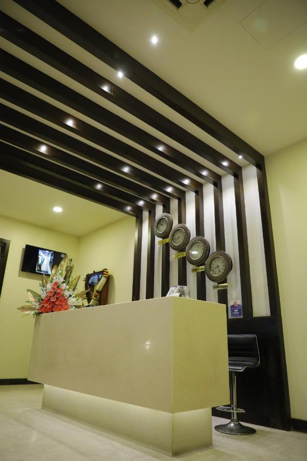 Hotel Dr Rajkumar International Bangalore Exterior photo