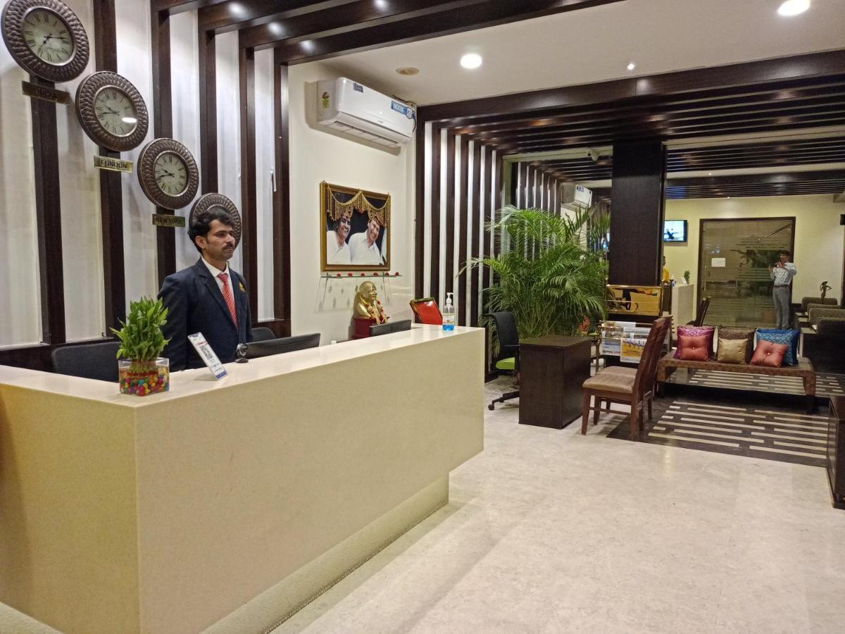 Hotel Dr Rajkumar International Bangalore Exterior photo